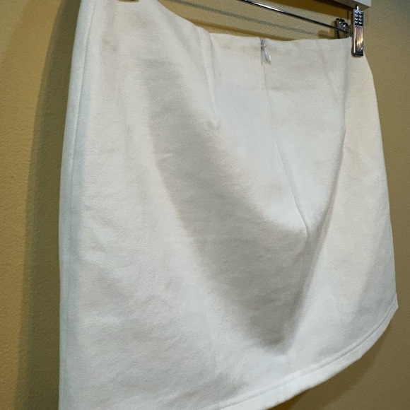 NWT SNDYS X Revolve White Dakota Mini Skirt Women’s Size Small - Picture 6 of 7
